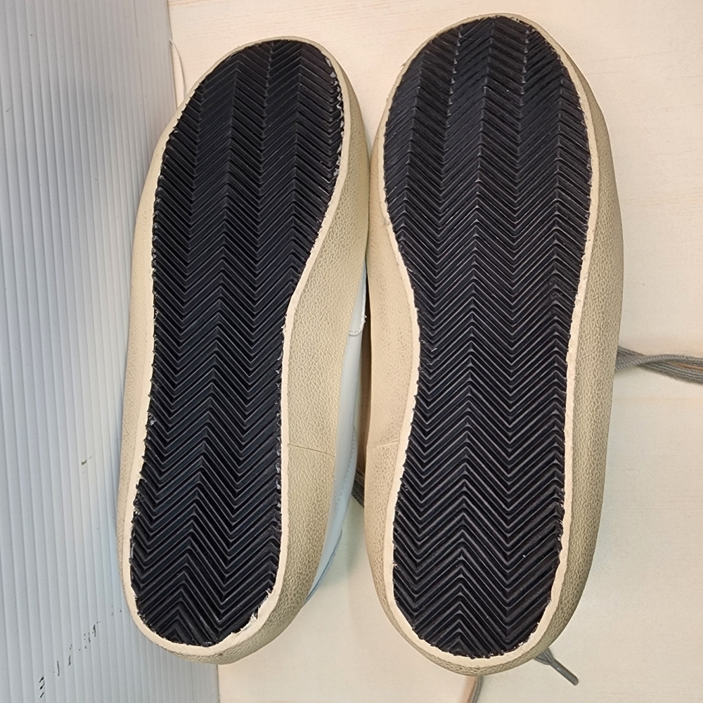 Golden Goose Superstar Sneakers Sz 41 NIB - Picture 4 of 16